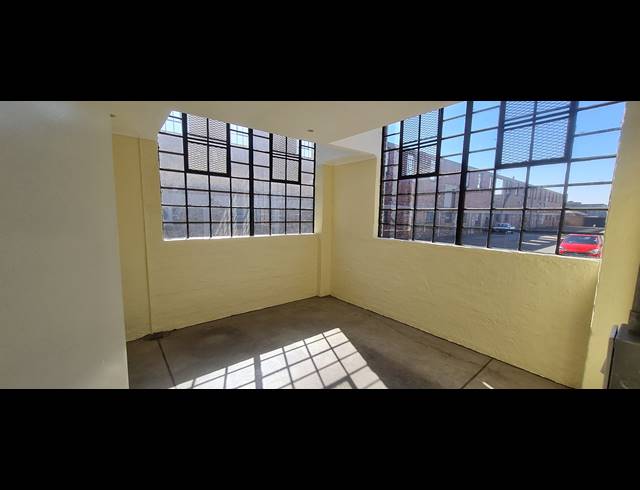 480M² WAREHOUSE TO LET IN BENONI SOUTH
